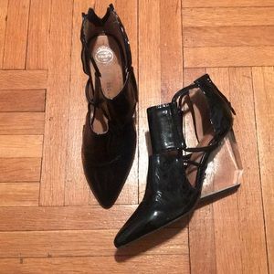 Jeffrey Campbell Shoes - Patent leather Lucite heel Jeffrey Campbell Shoes - Patent leather Lucite heel